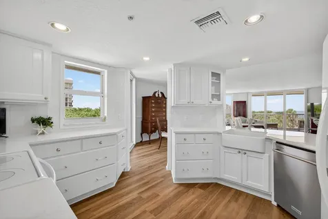 5051 North Highway A1a Hutchinson Island FL 34949