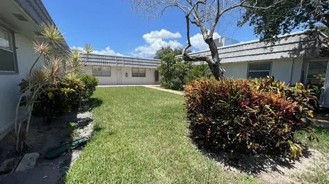 166 Valencia G Delray Beach FL 33446