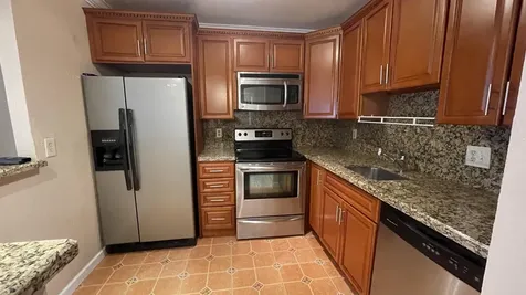 166 Valencia G Delray Beach FL 33446