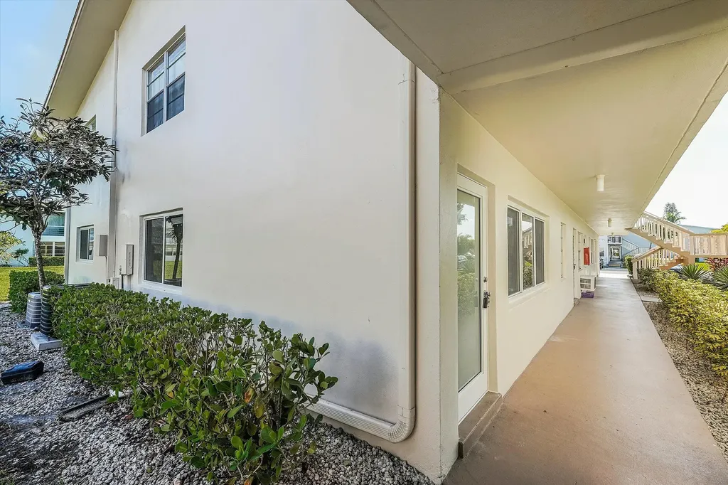 West Palm Beach FL 33417
