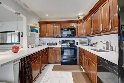 123 Saxony C Delray Beach FL 33446