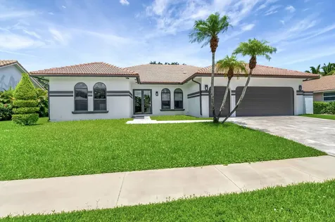 10099 Canoe Brook Circle Boca Raton FL 33498