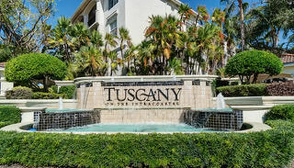 2204 Tuscany Way Boynton Beach FL 33435