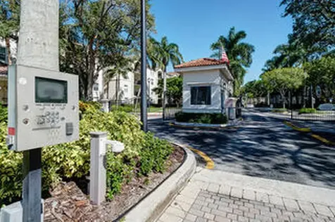 2204 Tuscany Way Boynton Beach FL 33435