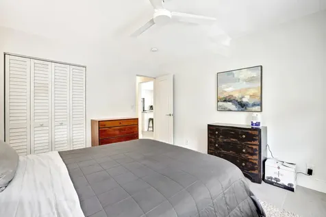 625 NE 13th Avenue Fort Lauderdale FL 33304