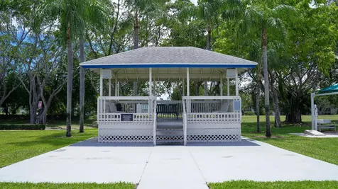 38 Keswick Deerfield Beach FL 33442