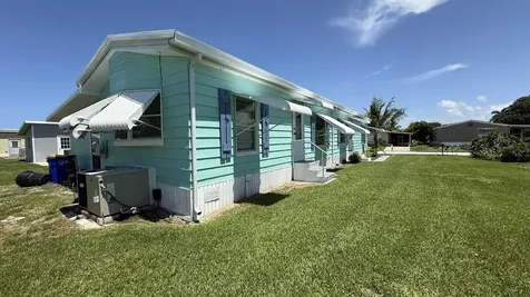 6919 Se Congress Street Hobe Sound FL 33455