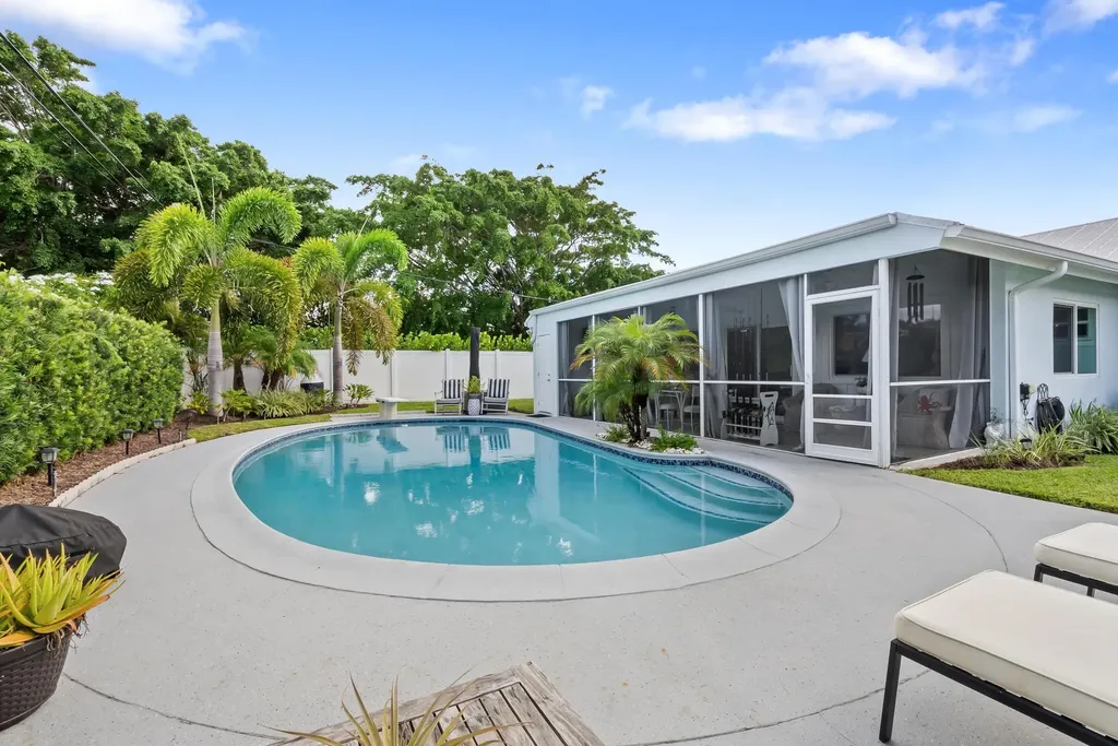 2122 Northridge Road Delray Beach FL 33444