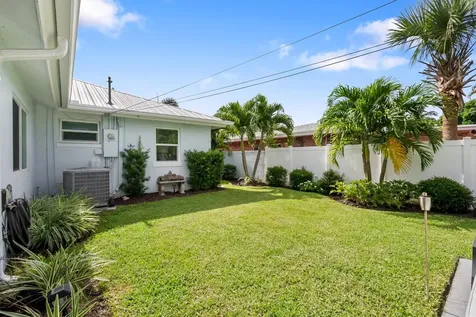 2122 Northridge Road Delray Beach FL 33444