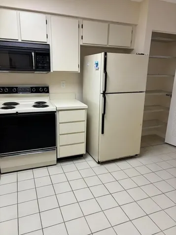 7260 Kinghurst Drive Delray Beach FL 33446