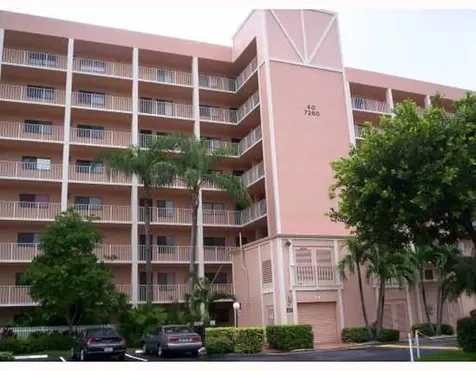 7260 Kinghurst Drive Delray Beach FL 33446
