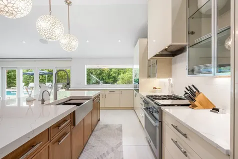 11863 Lake Shore Place North Palm Beach FL 33408
