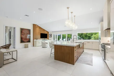 11863 Lake Shore Place North Palm Beach FL 33408
