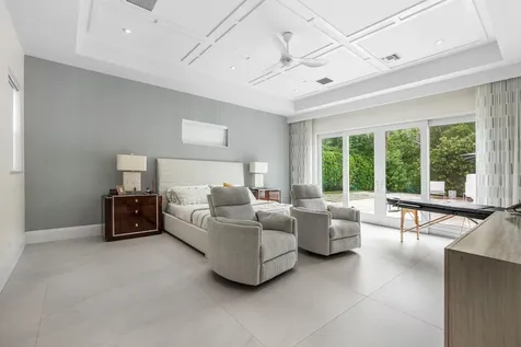 11863 Lake Shore Place North Palm Beach FL 33408