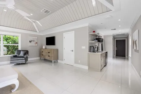 11863 Lake Shore Place North Palm Beach FL 33408