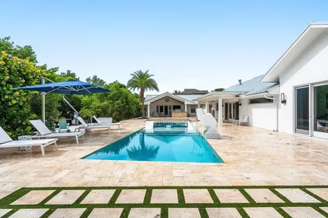 11863 Lake Shore Place North Palm Beach FL 33408