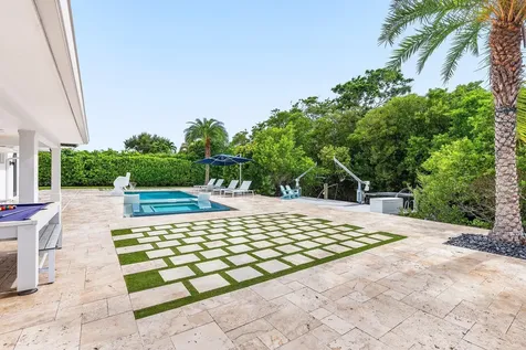 11863 Lake Shore Place North Palm Beach FL 33408