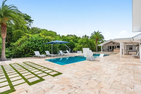 11863 Lake Shore Place North Palm Beach FL 33408