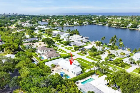 11863 Lake Shore Place North Palm Beach FL 33408