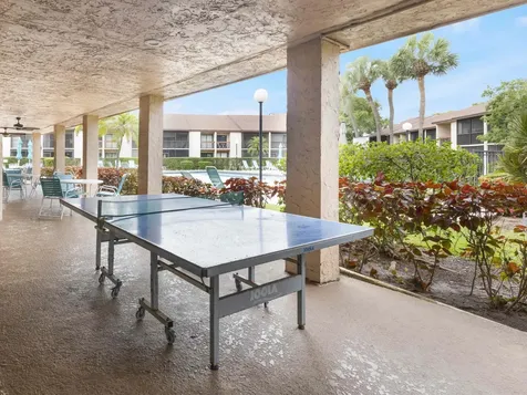 2241 Sw 15th Street Deerfield Beach FL 33442