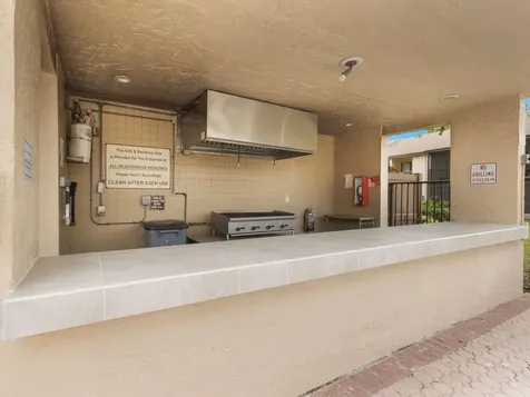 2241 Sw 15th Street Deerfield Beach FL 33442