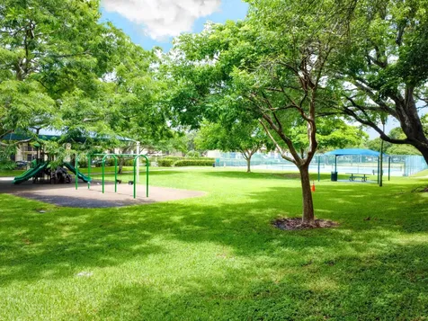 2241 Sw 15th Street Deerfield Beach FL 33442