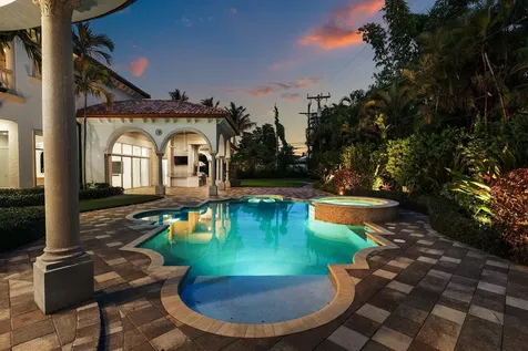 2002 Nw 4th Avenue Delray Beach FL 33444
