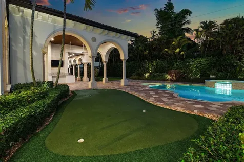 2002 Nw 4th Avenue Delray Beach FL 33444