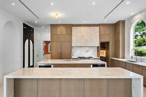 2002 Nw 4th Avenue Delray Beach FL 33444