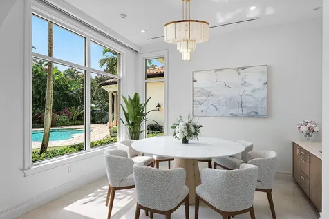 2002 Nw 4th Avenue Delray Beach FL 33444