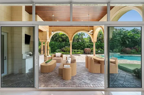2002 Nw 4th Avenue Delray Beach FL 33444