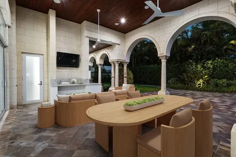 2002 Nw 4th Avenue Delray Beach FL 33444