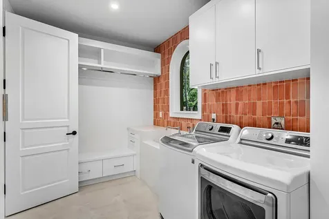 2002 Nw 4th Avenue Delray Beach FL 33444