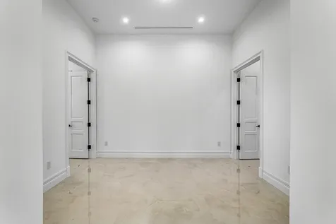 2002 Nw 4th Avenue Delray Beach FL 33444
