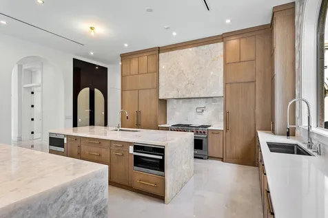 2002 Nw 4th Avenue Delray Beach FL 33444