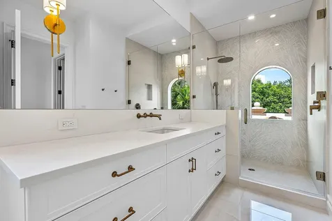 2002 Nw 4th Avenue Delray Beach FL 33444