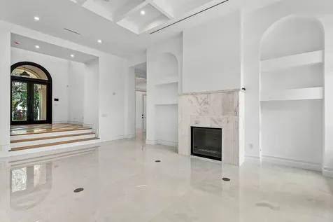 2002 Nw 4th Avenue Delray Beach FL 33444