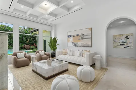 2002 Nw 4th Avenue Delray Beach FL 33444
