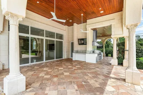 2002 Nw 4th Avenue Delray Beach FL 33444