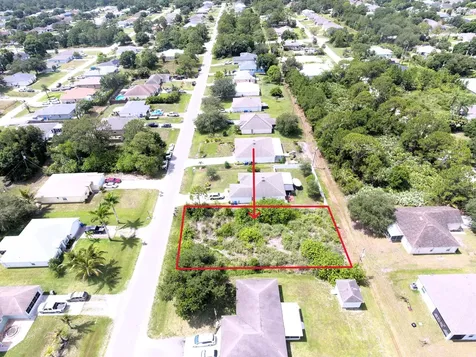 8035 102nd Avenue Vero Beach FL 32967