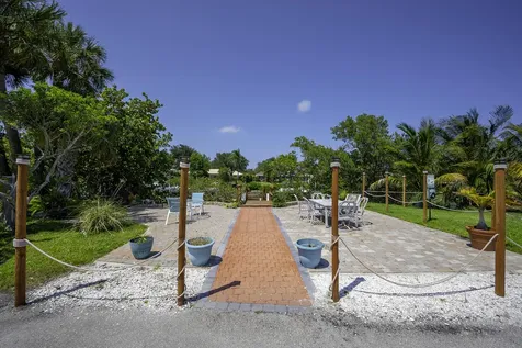 801 Hummingbird Way North Palm Beach FL 33408