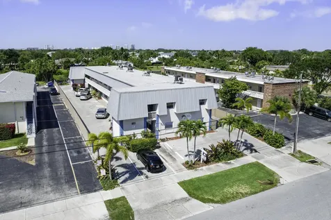 801 Hummingbird Way North Palm Beach FL 33408