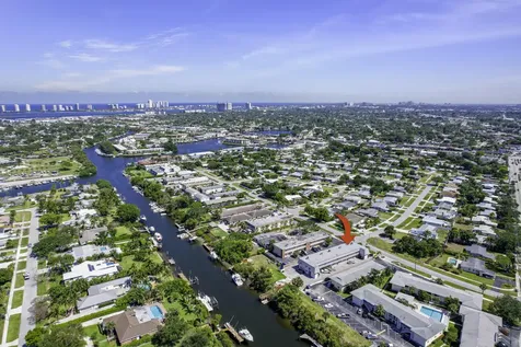 801 Hummingbird Way North Palm Beach FL 33408
