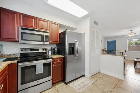 801 Hummingbird Way North Palm Beach FL 33408