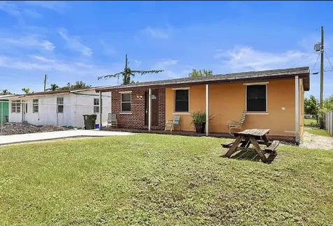 531 Sw 4th Street Street Belle Glade FL 33430