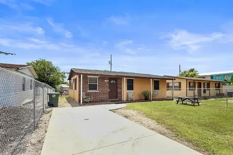 531 Sw 4th Street Street Belle Glade FL 33430