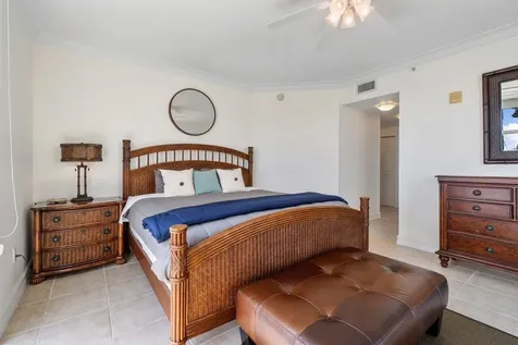 806 E Windward 301 Way Lantana FL 33462