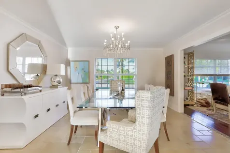835 Canary Walk Delray Beach FL 33483