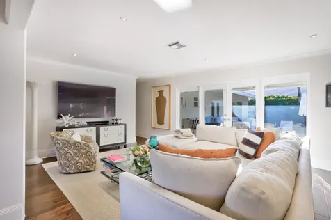 835 Canary Walk Delray Beach FL 33483