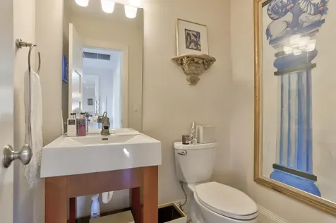 835 Canary Walk Delray Beach FL 33483